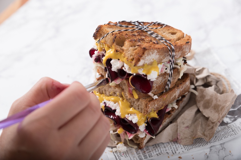 Food-Styling eines Sandwiches, Foto by Julia Geiter
